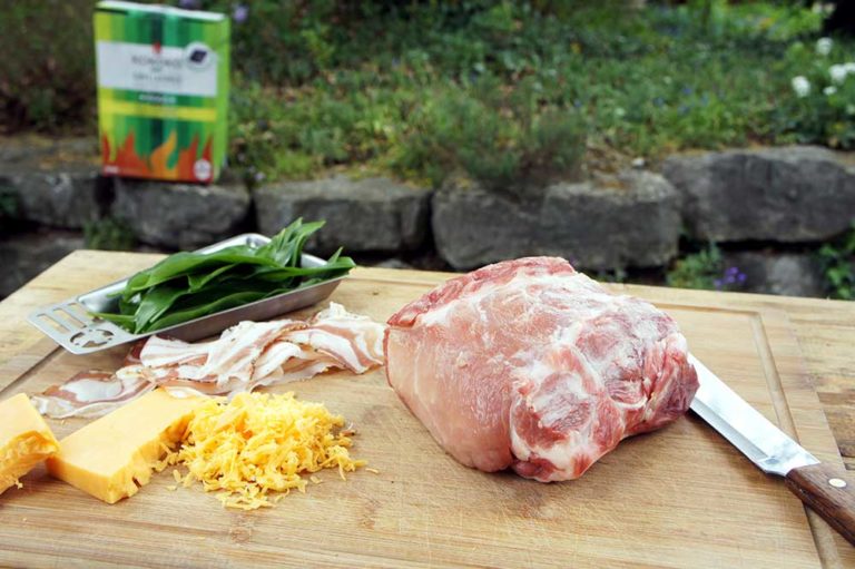 Zutaten für das Grillrezept: Gefüllter Schweinenacken von McBrikett