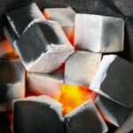 KOKOKO CUBES Würfelbriketts von McBrikett aus Kokoskohle