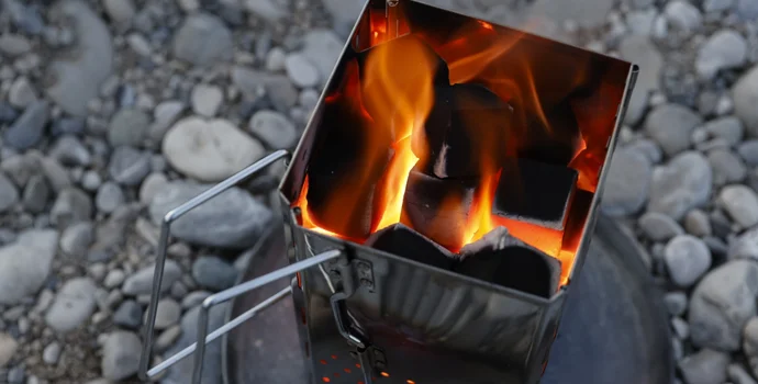 mcbrikett_klappkamin_kokoko_cubes_grillkohle_kokoskohle_mood