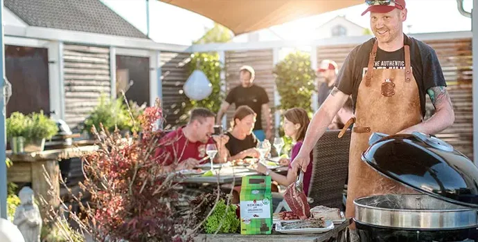 Grillschürze_grillen_mood_grill_grillkohle_kokoskohle_lederzubehör_grillzubehör