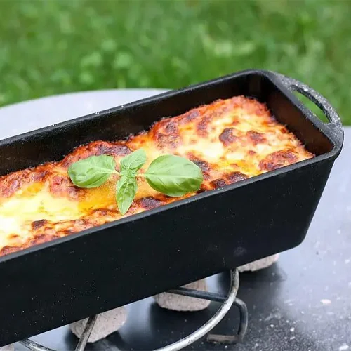 Dutch_Oven_Guide_lasagne