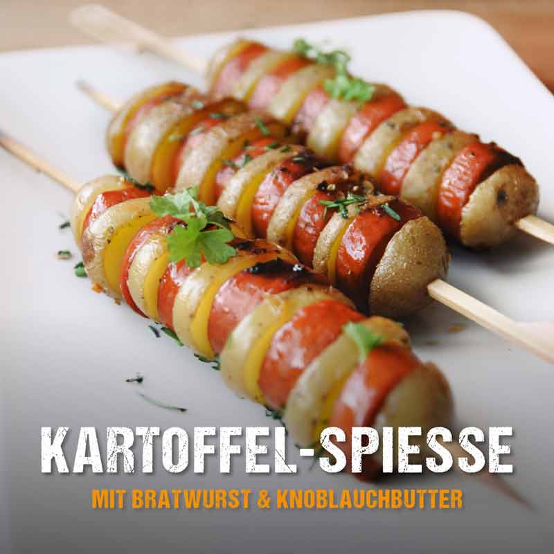 mcbrikett_blog_grillkartoffeln_kartoffelspiesse mit bratwurst und Knoblauchbutter_grillrezept_grillbeilage-X